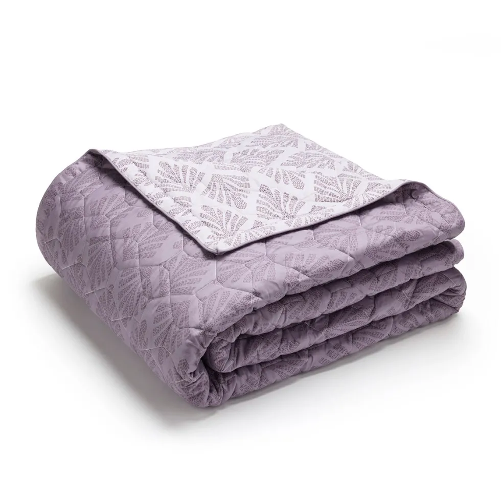 couvrelit_xl__vibrance_vg_0.webp Couvre-lit XL - Vibrance végétale Violet foncé / Violet clair - 220 x 250 cm*Chevignon Hot