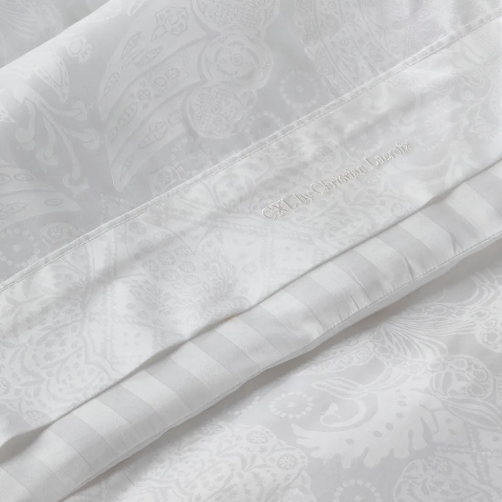 drap_plat_bb_en_satin_de__1.webp Drap plat bébé en satin de coton - tissé Jacquard - Arles Blanc*CXLbyChristianLacroix Sale