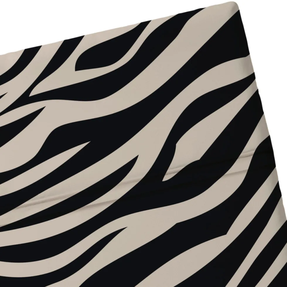 drap_plat_satin_de_coton__2-18.webp Drap plat satin de coton - Rêves zébrés Noir*Maison Héritage Sale