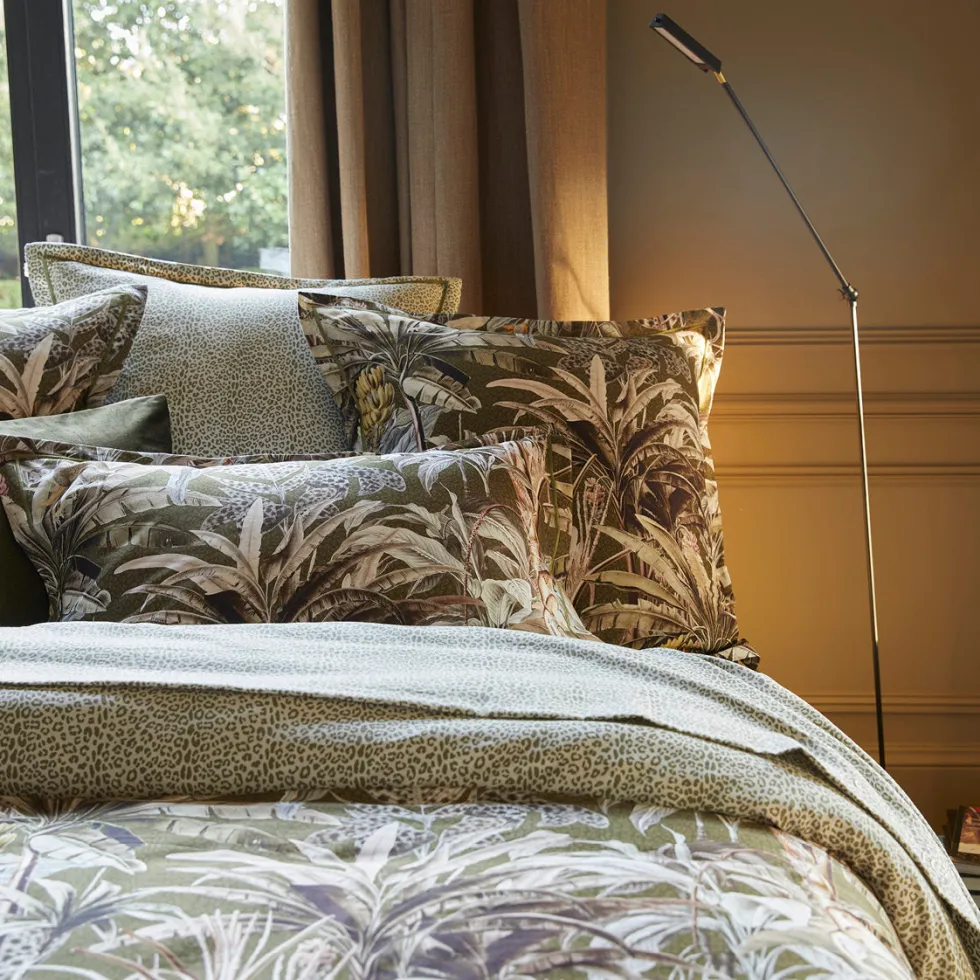 drap_plat_satin_de_coton__2-29.webp Drap plat satin de coton - Leopard Vert*Chevignon Outlet