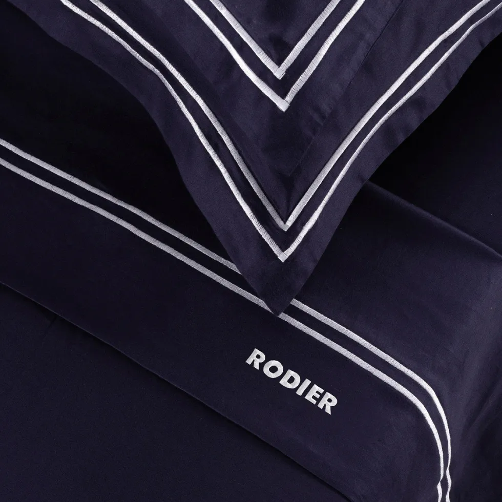 ensemble_de_draps_satin_d_2-21.webp Ensemble de draps satin de coton - Nice Blanc / Bleu foncé*Rodier Sale