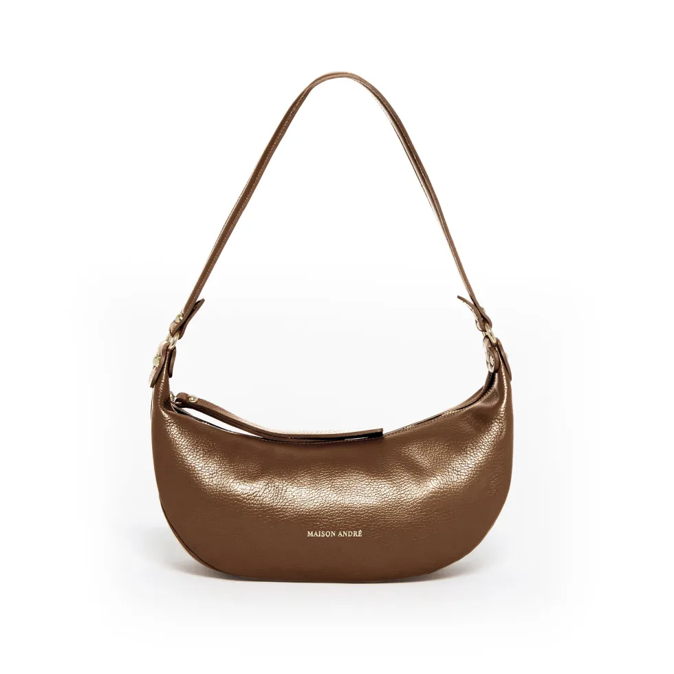 sac_bandoulire_en_cuir__l_2.webp Sac bandoulière en cuir - Luxembourg*Maison André Fashion