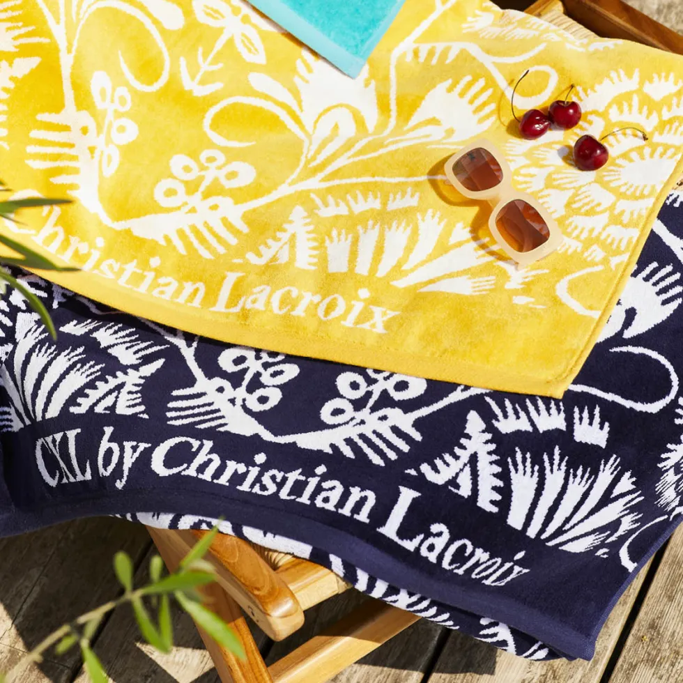 serviette_de_plage_love_s_1-2.webp Serviette de plage Love Stories Bleu foncé - 90 x 180 cm*CXLbyChristianLacroix Fashion