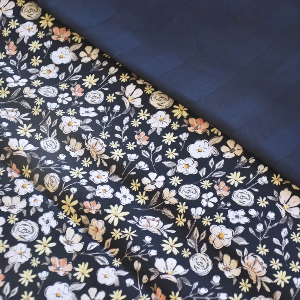 taies_doreiller_satin_de__4-92.webp Taie(s) d'oreiller satin de coton - Meadow bleu foncé*Cacharel Outlet