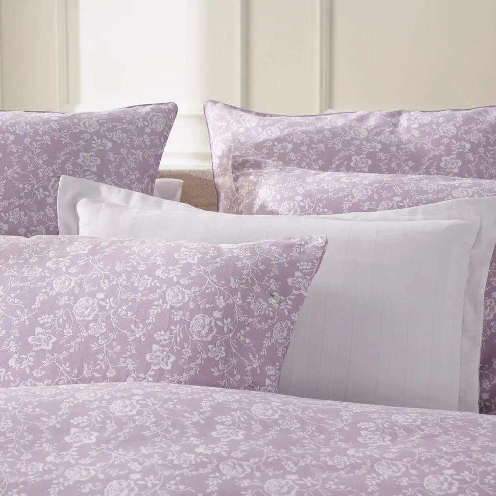 taies_satin_de_coton__fle_2.webp Taie(s) satin de coton - Fleurs Lavande*Chevignon Outlet